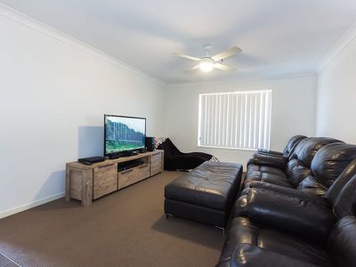 6 Elsey Circuit, North Lakes
