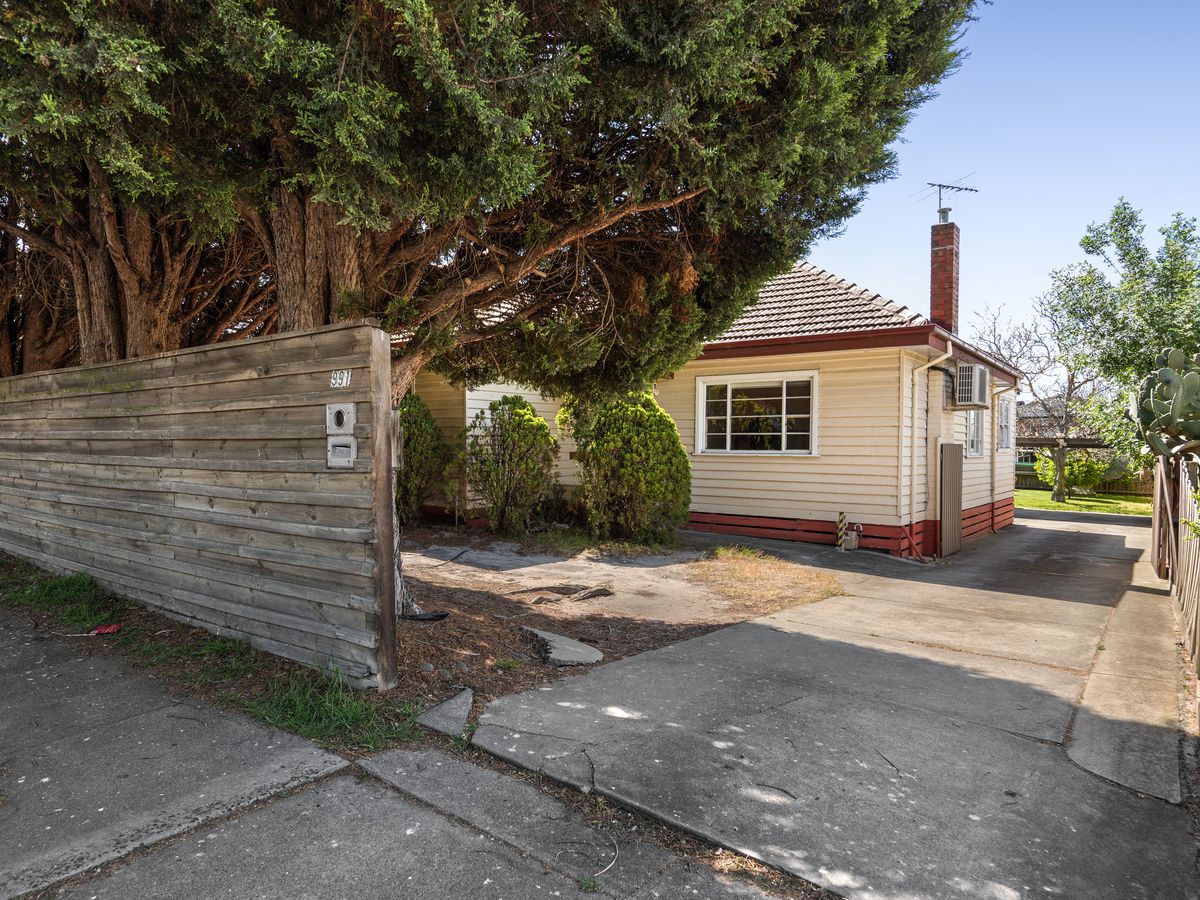 991  Heatherton Road, Springvale