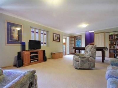 16 Odenpa Road, Cordeaux Heights