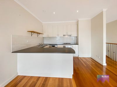 2 / 6 Spray Street, Mornington