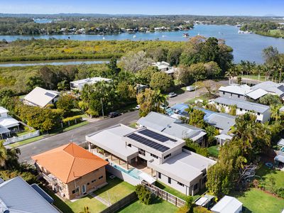 16 Myles Street, Tewantin