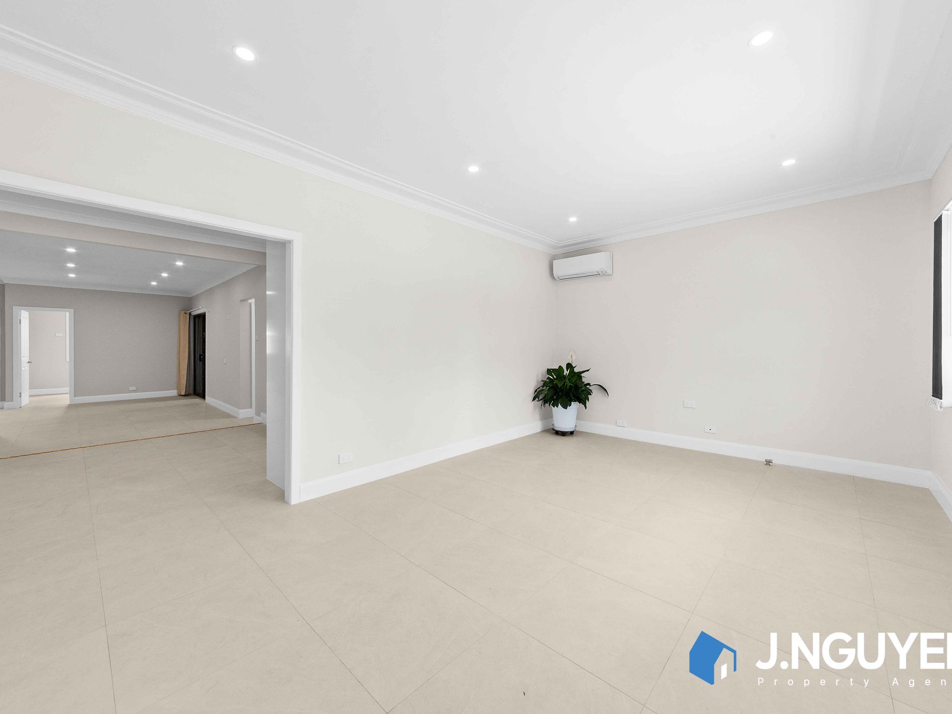 87 Hollywood Drive, Lansvale