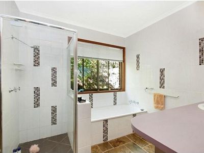 3 Woodlands Court, Mooloolah Valley