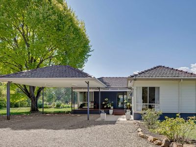 2271 Snow Road, Markwood