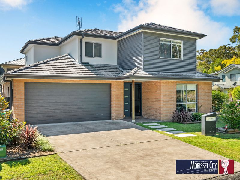 16 Amphora Drive, Balcolyn