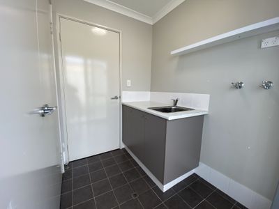 22 Geographe Bay Pass, Secret Harbour