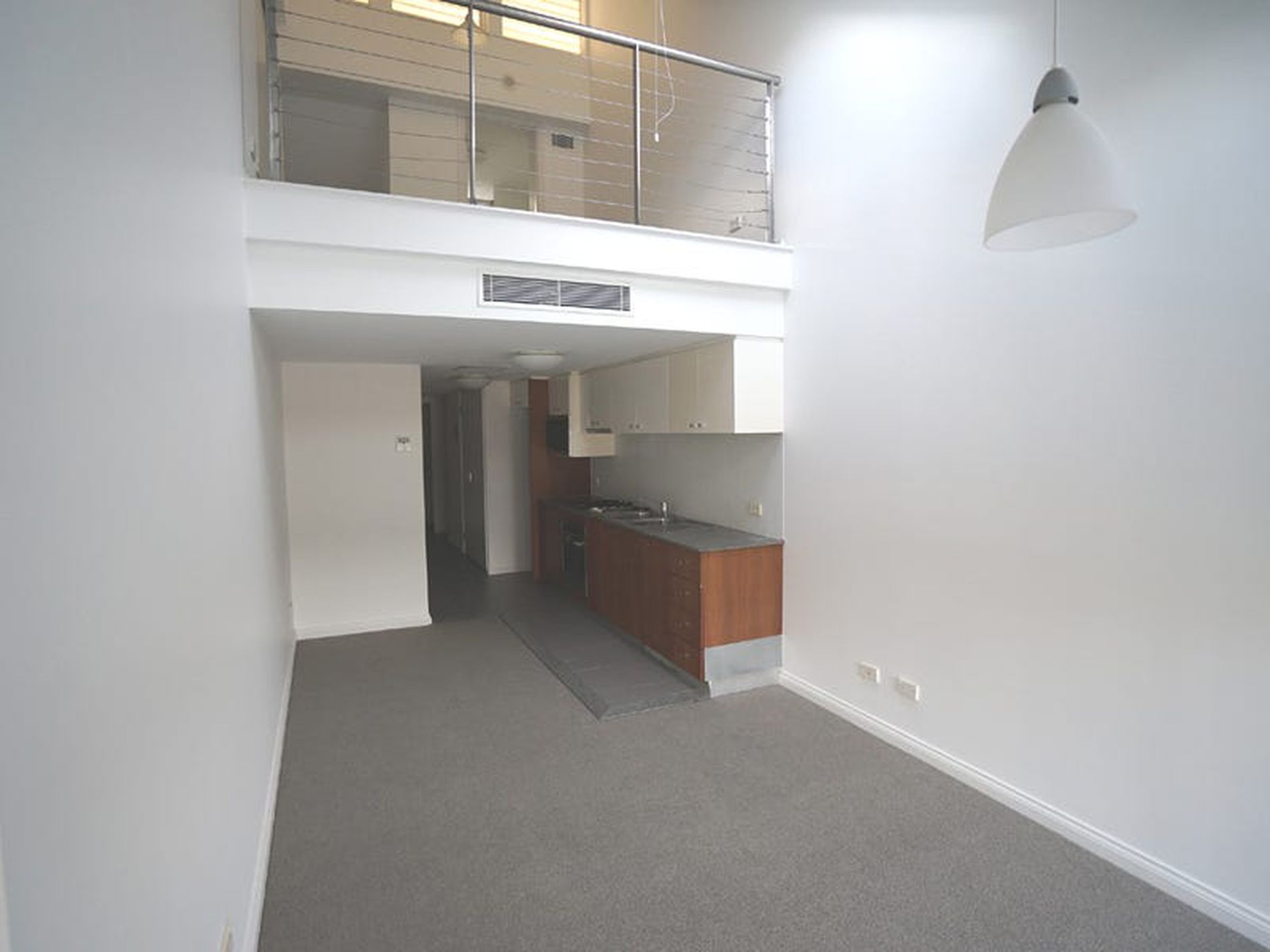 551 / 6 Cowper Wharf Road, Woolloomooloo