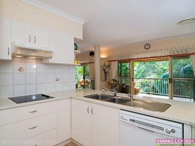 6 Caddy Close, Tewantin