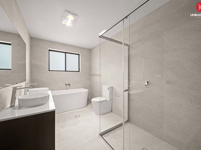 16a Flood Ave, Austral