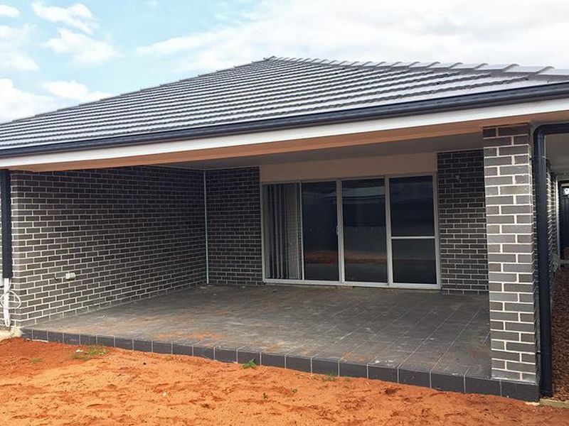 88 Belmont Avenue, Spring Farm