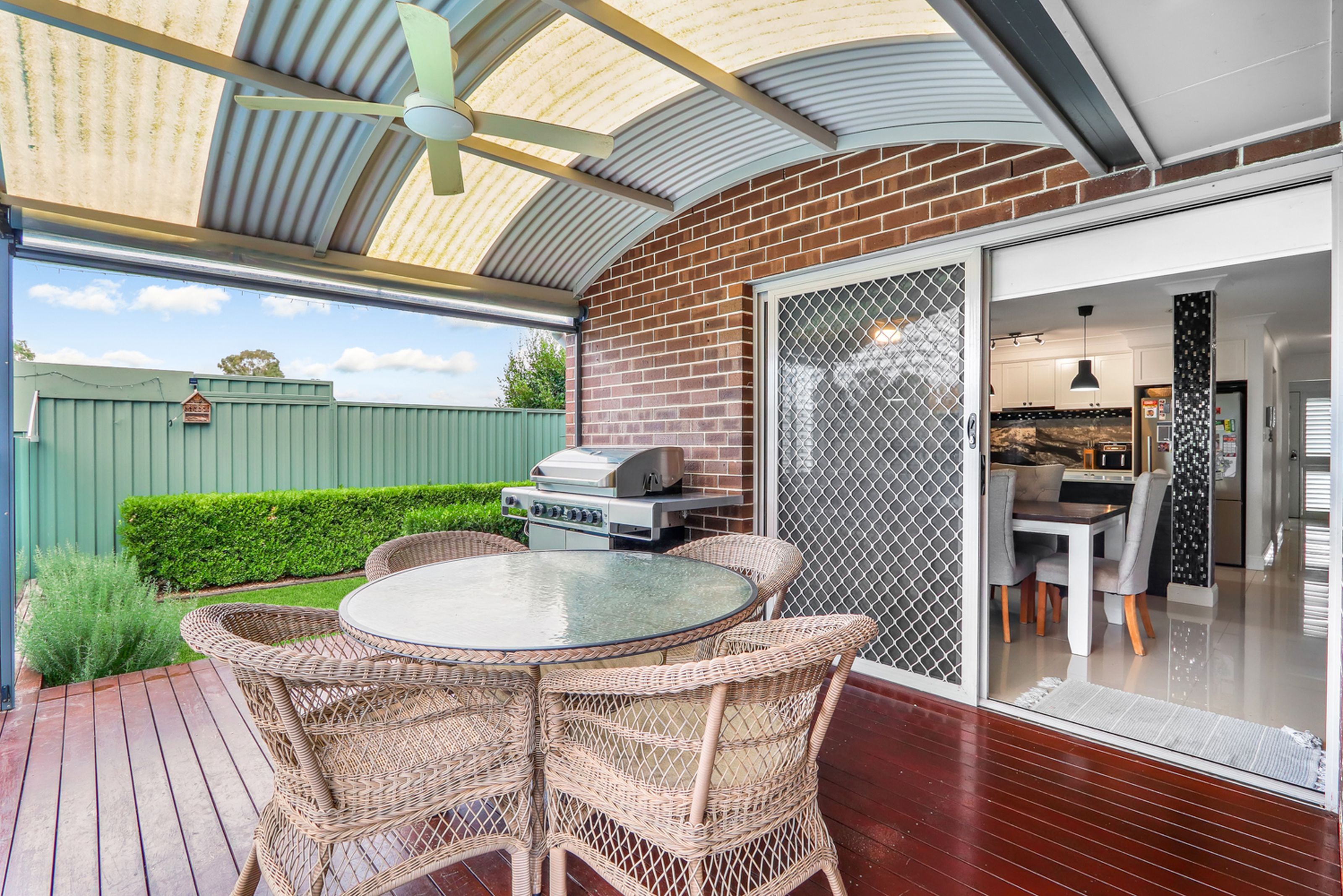 4 Jindalee Place, GLENMORE PARK
