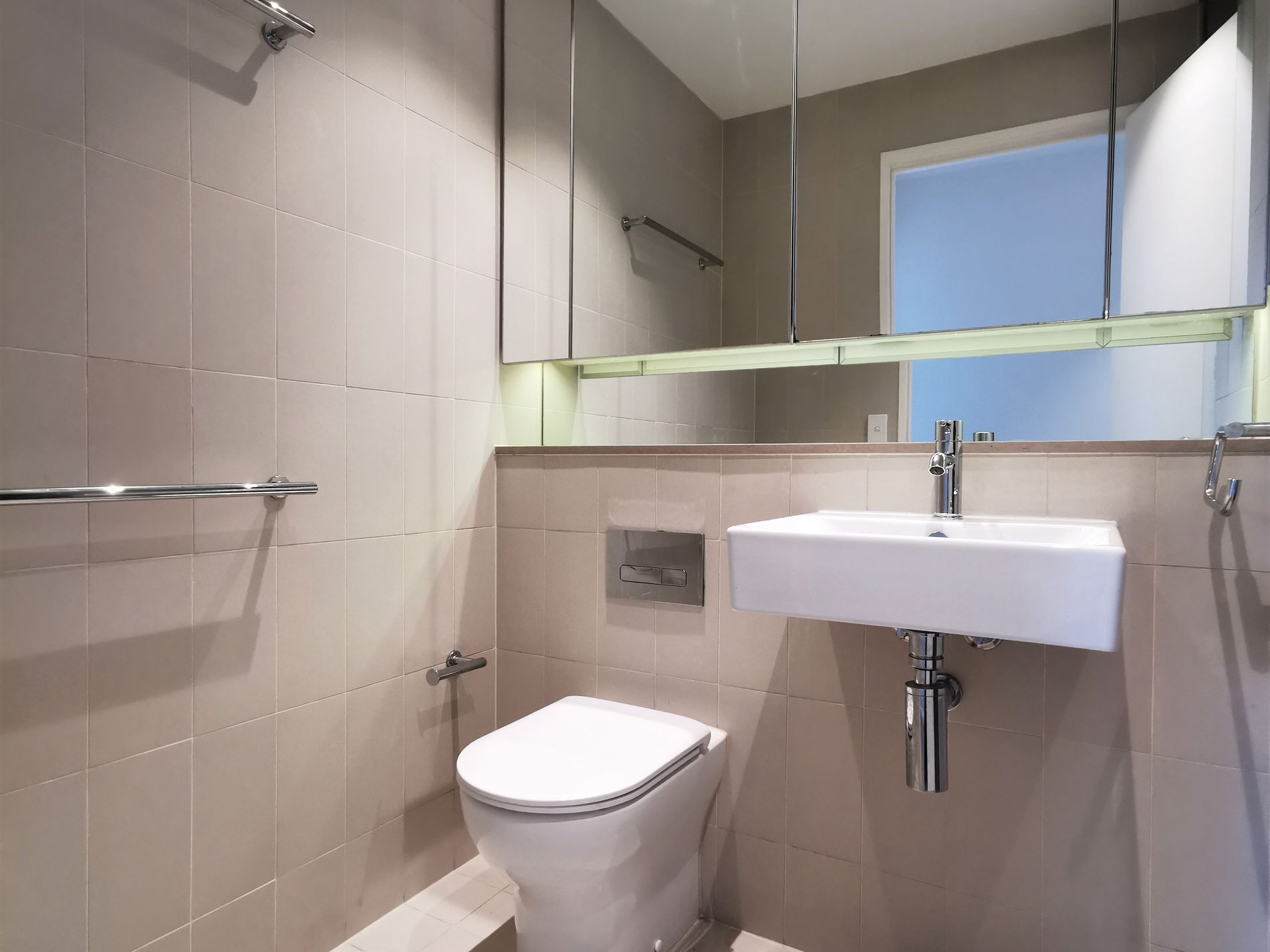 1110S / 889 Collins Street, Docklands