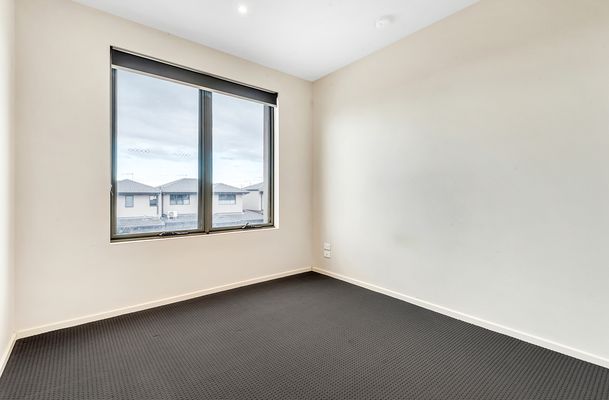 111 / 5 Zoe Drive, Wollert