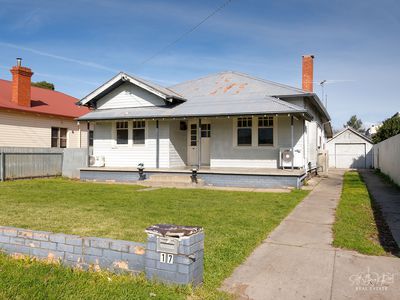 17 HUON STREET, Wodonga