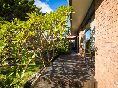 34 Lakeside Drive, Kianga