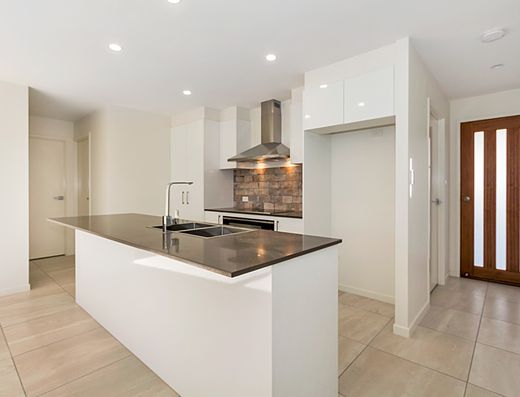 Stylish Home in Woombye image 3