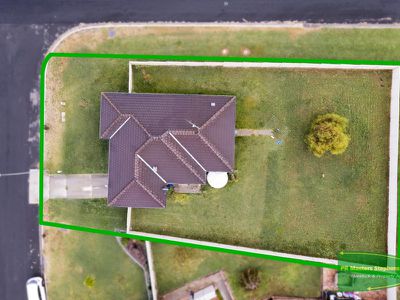 1 Johnston  Crescent, Blayney