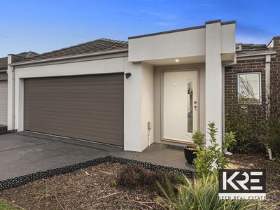 30 Woodright Circuit, Cranbourne