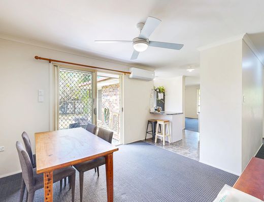 Rare 879 m² Block with Shed in Sought-After Old Tewantin image 6