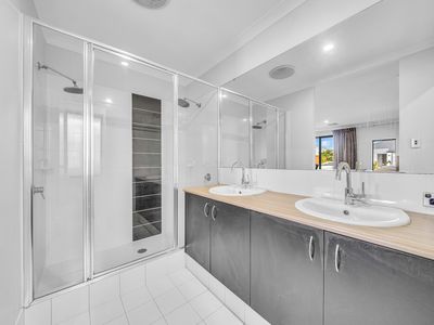 19 Echidna Street, Banksia Grove
