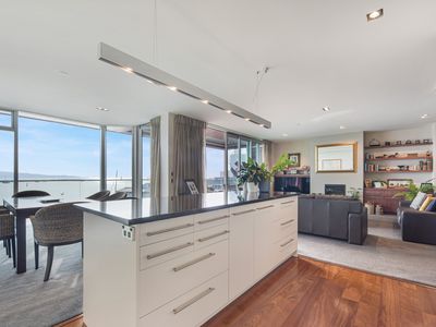 106 / 283 Wakefield Quay, Stepneyville