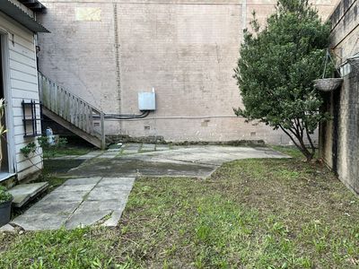 1 / 300-302 Railway Parade, Carlton