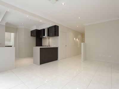 5A Medbury Road, Westminster