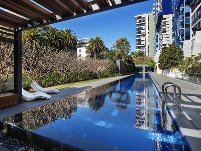 1604 / 2 Sterling  Cct, Camperdown