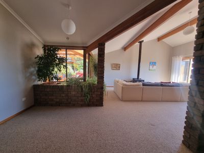 16 Arthur Street, Beachport