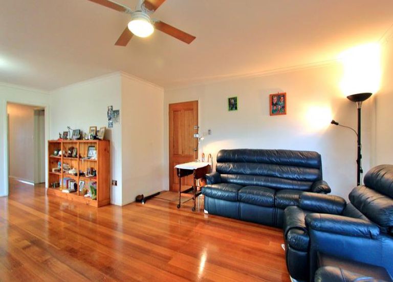 4 Lincoln Avenue, Bayswater