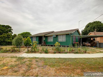 92 Albert Street, Horsham