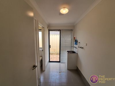 35 Moston Crescent, Bertram