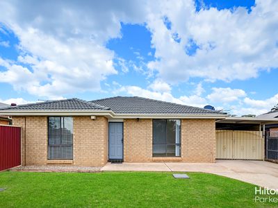 12 Lamerton Street, Oakhurst