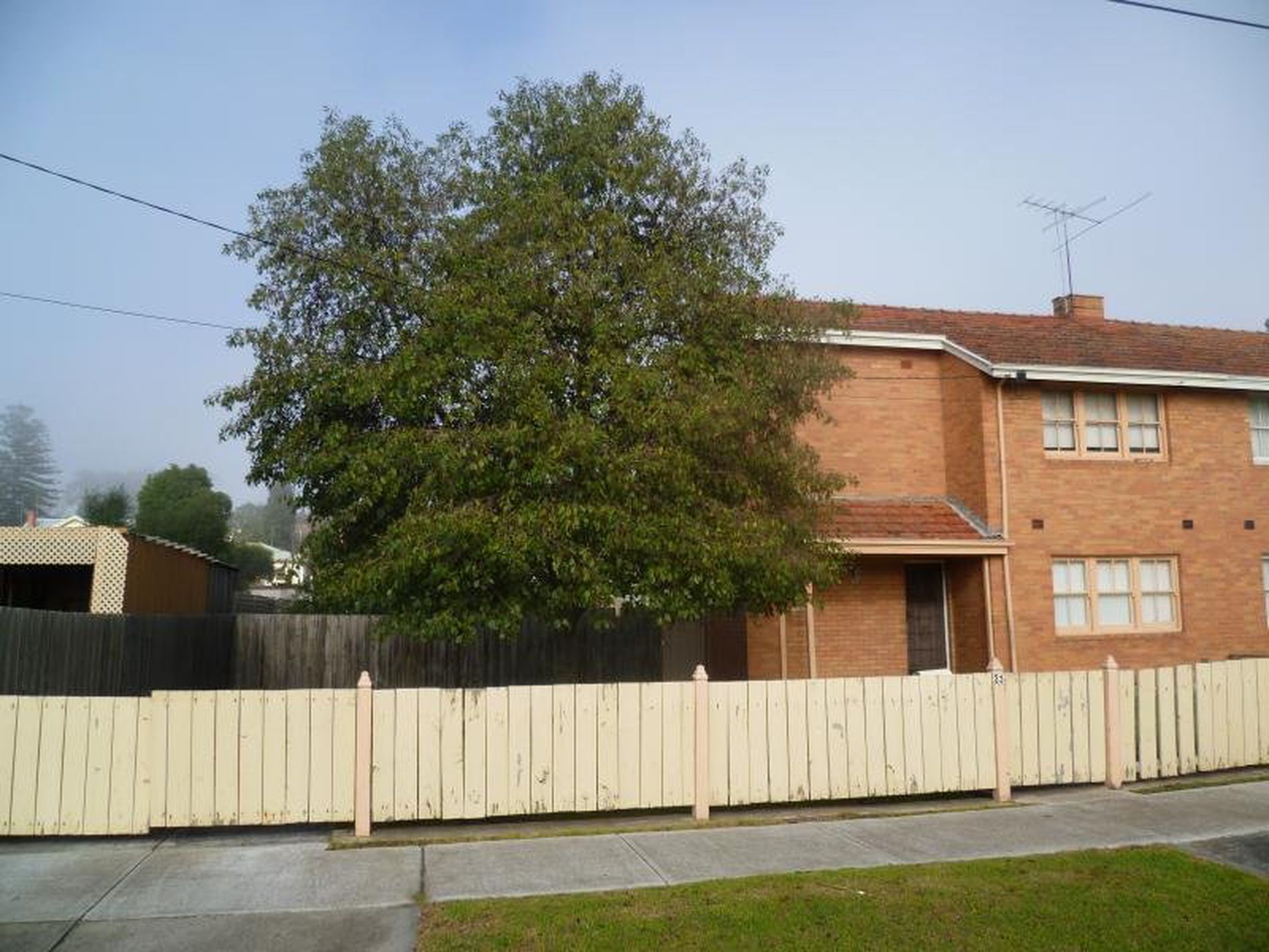 23 Churchill Avenue, Newtown
