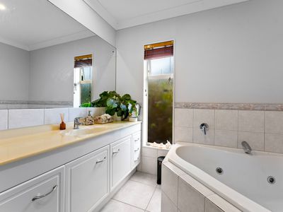 12 Stonedge Lane, Rosedale