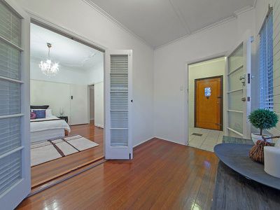 307 Chatsworth Rd, Coorparoo