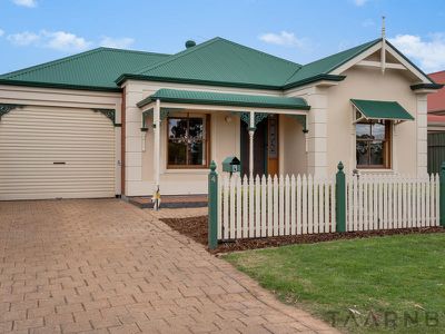 4 Blue Wren Circuit, Mawson Lakes