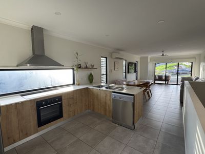 42 Altmann Avenue, Cannonvale