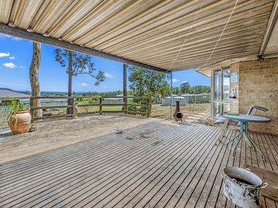 2 Kookaburra Close, Weston