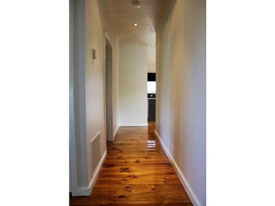 2A Leonard Avenue, Flora Hill