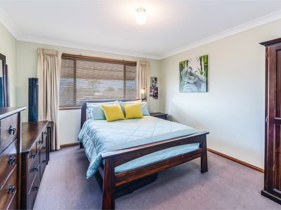 2 / 52 Kimbeth Crescent, Albion Park Rail
