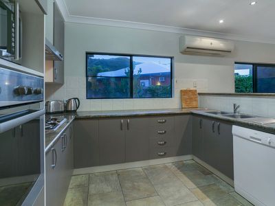 12 Bramble Street, Clifton Beach