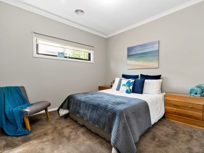48 Limeburner Grove, Botanic Ridge