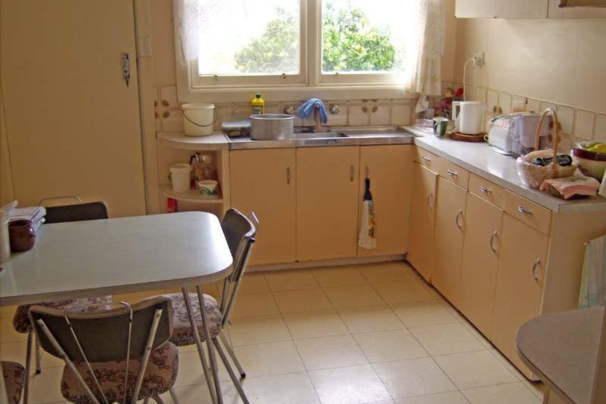 80 Weller Road, Lancaster