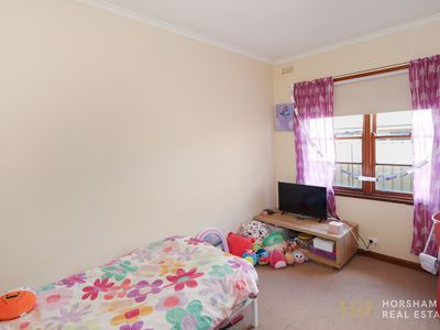 6 Elizabeth Street, Horsham