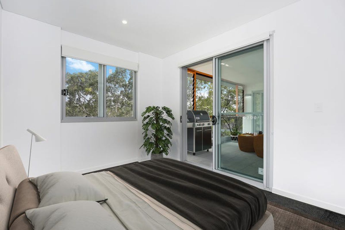 302 / 19-23 Short Street, Homebush