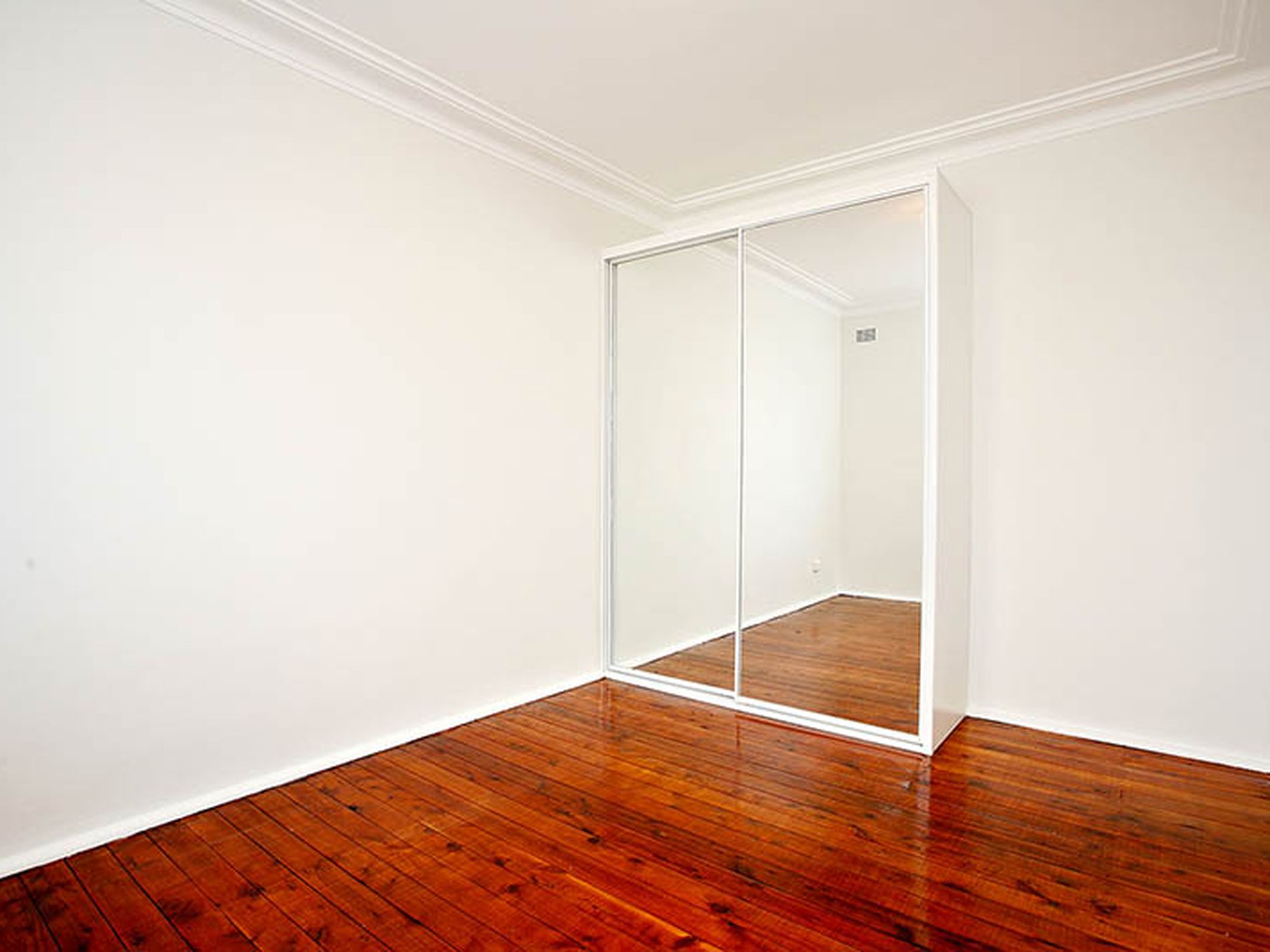 6 / 11 Derby Street, Kogarah