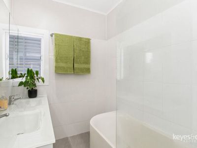 24 Deschamp Street, Aitkenvale