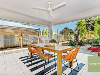 14 Sykes Close, Burdell