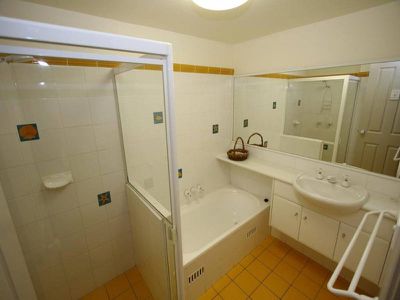 1 / 9-11 Beach Road, Hawks Nest